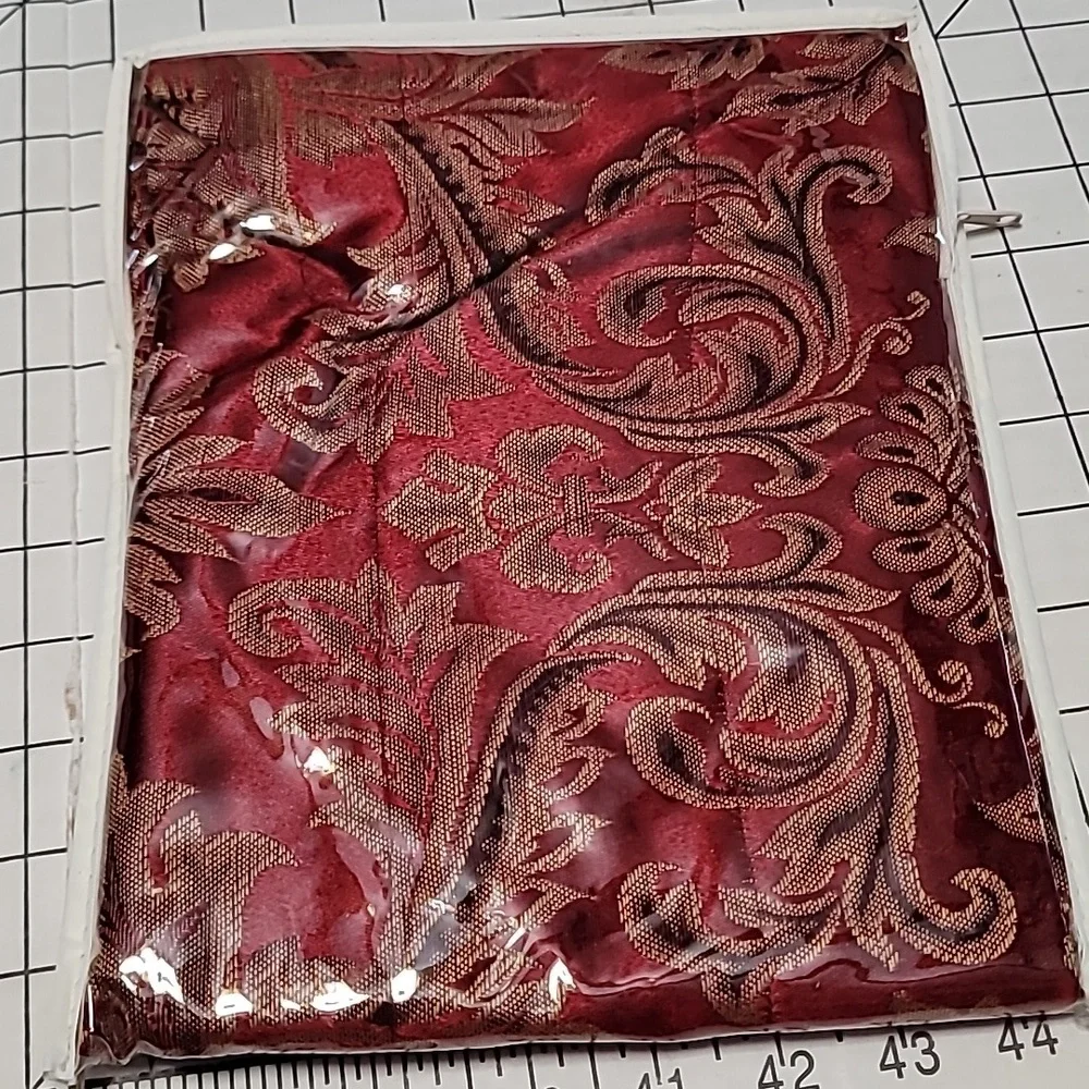 Quintessence Valance 1 Panel 40